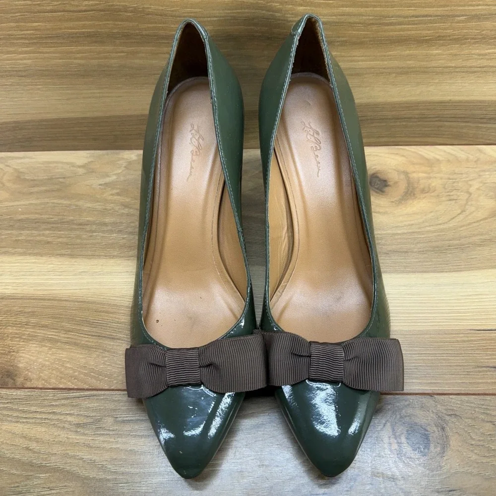LL‎ BEAN Bow Pumps Womens 8 M Green Patent Leather Bow